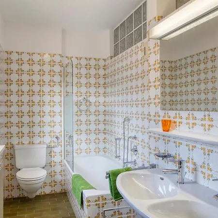 Ruhige Partenkirchen 2 Apartamento